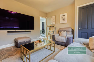 Photo 25- click for photo gallery